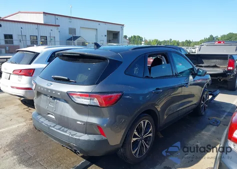 2021 Ford Escape Se Hybrid z USA, uszkodzony, nr VIN 1FMCU9BZ3MUB03828